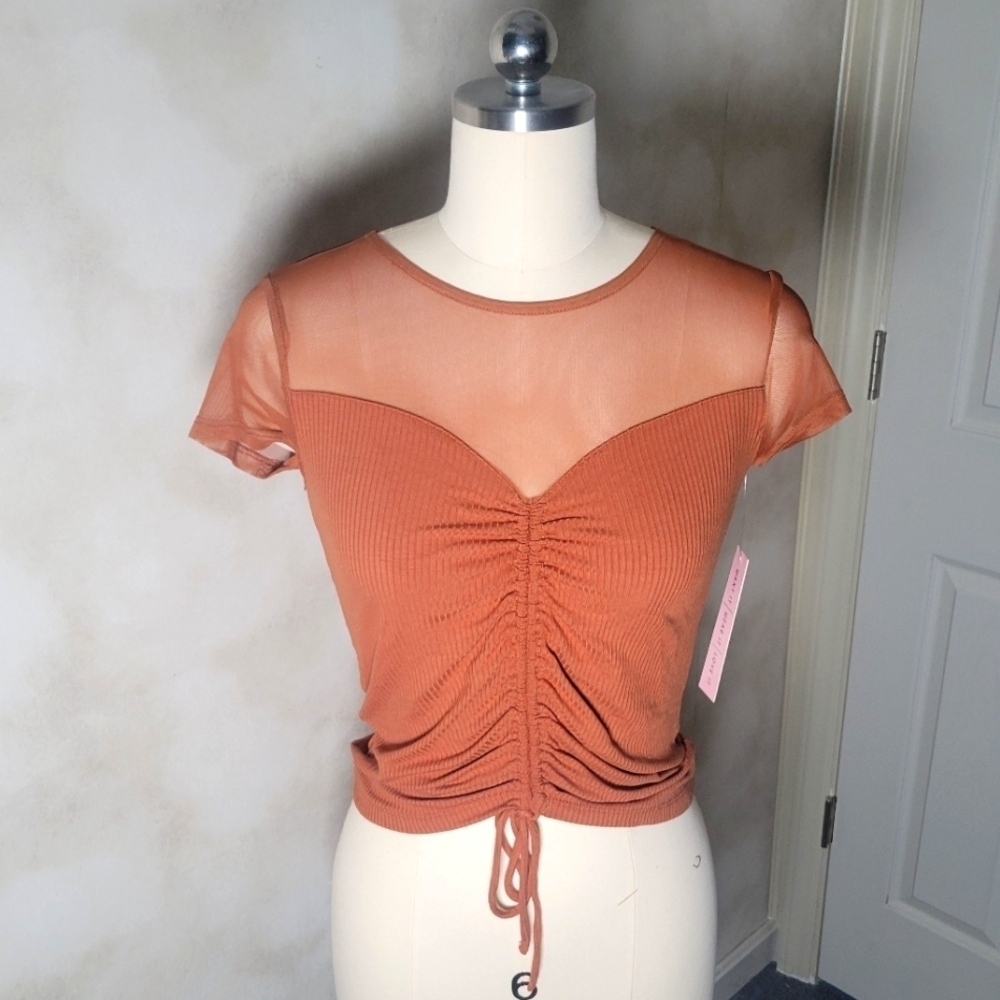 Grave Flame Top Ruched Knit in Sugar Almond Size Medium